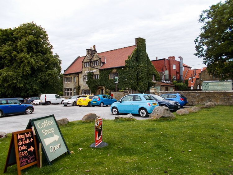 Hotel Mallyan Spout, čas na občerstvení - čaj a horká čokoláda